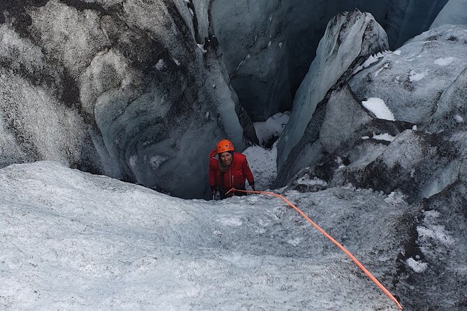 Micro group - Ice climbing at Sólheimajökull - Gear Included: What You’re Covered For, and What You Need to Plan