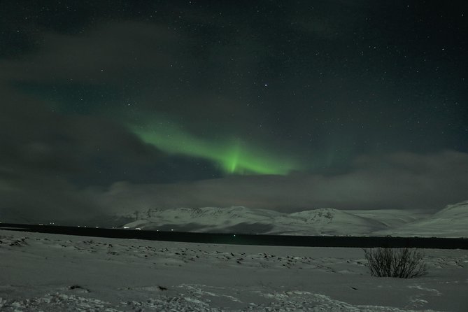 Northern Lights 4x4 Jeep/van Tour from Akureyri - The Waiting Game: What Hot Cocoa Really Changes