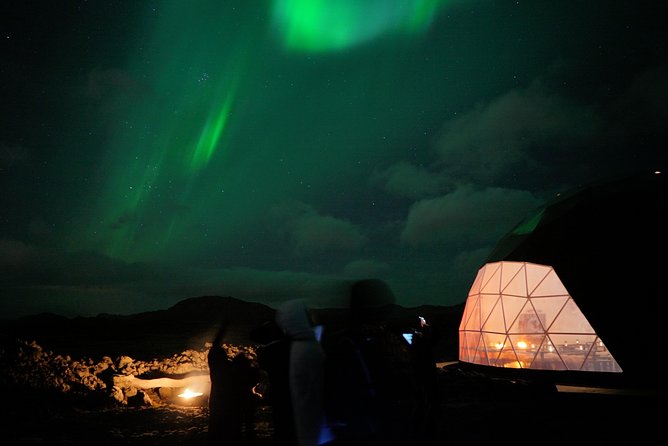 Northern Lights: Aurora Basecamp Observatory Guided Experience - Inside the exhibition: learn the aurora phases before you look up