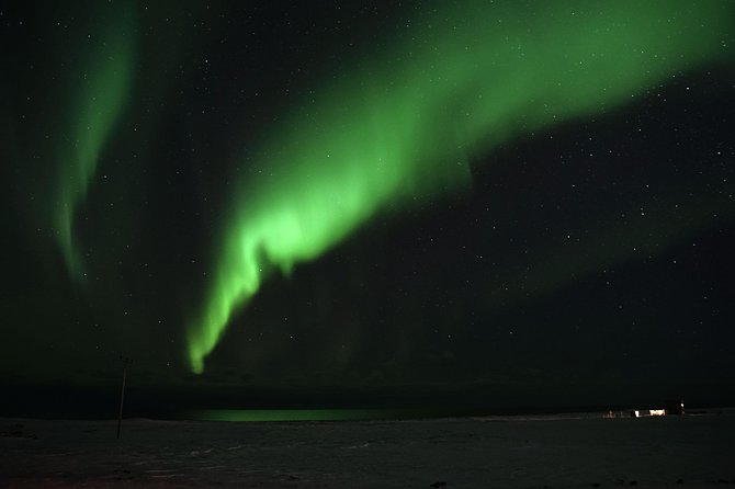Northern lights hunting with plan G - Pickup, small group size, and what that means for your night