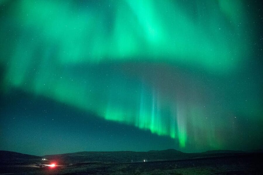 Northern Lights in Mini Bus, Photos, Hot Cocoa and Pastries - Price and Value: Why $124 Makes Sense Here