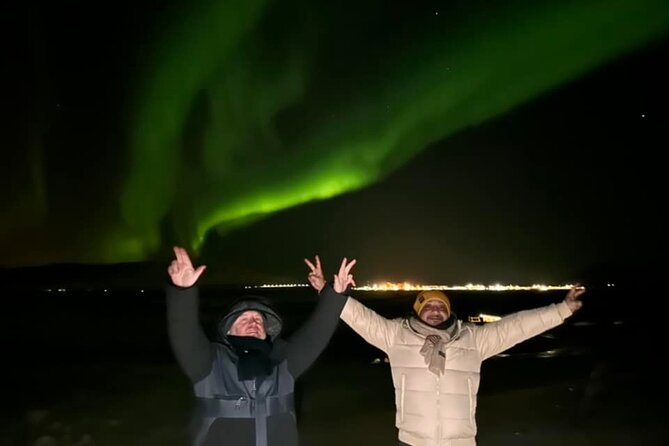 Northern Lights Private Guided Tour With Professional Photos - The comfort perks: Wi-Fi, air-conditioning, and a private vehicle