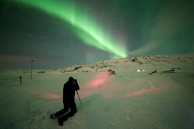 Northern Lights Small Group Tour from Reykjavik with Free Photos - Reykjanes Peninsula Aurora Hunting: Why This Route Makes Sense