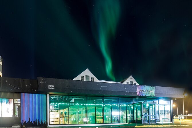 Northern Lights Small Group Tour from Reykjavik with Free Photos - If You Don’t See the Northern Lights: The Free Retry Promise