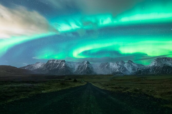 Northern Lights Small-Group Tour with Free Photos & Hot Chocolate - Is $118.27 good value for a 4-hour Iceland aurora tour?