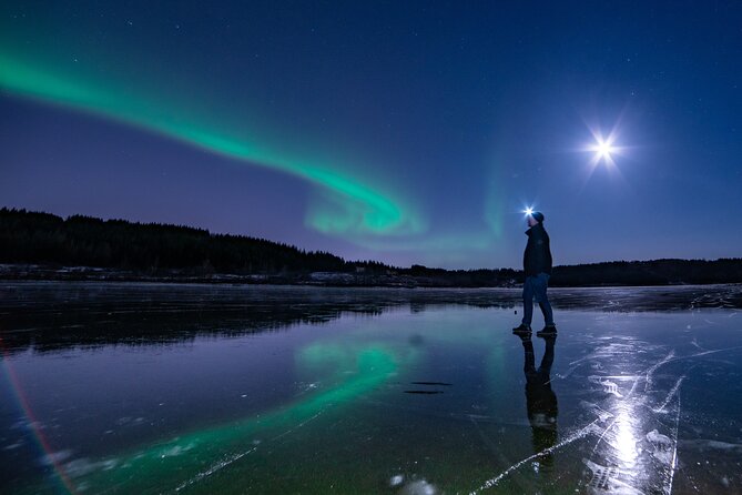 Northern Lights Small-Group Tour with Hot Chocolate & Photos - Hot Chocolate, Wool Blankets, and the Real Comfort Check
