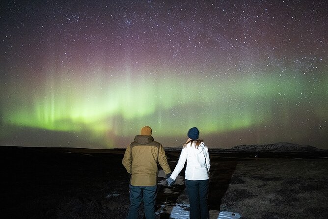 Northern Lights Small Group Tour with Photos - Photo-first Aurora guidance, including the pro editing package