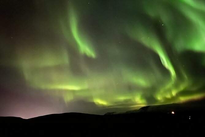 Northern Lights Tour: Spirit of the Aurora - Group Size, English Guidance, and What the Guide Can Do for You