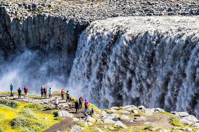 Premium 4x4 Diamond Circle Tour - Tjornes Peninsula and Asbyrgi: Puffins, Ice-Age Time, and a 100-Meter Wall