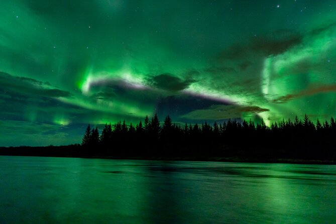 Private Aurora Hunt with Photos in Super Defender - How Danny’s sky strategy improves your odds, and what it means for you