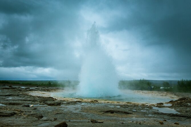 Private Classic Golden Circle Tour - Þingvellir National Park: parliaments, tectonic plates, and a huge lake