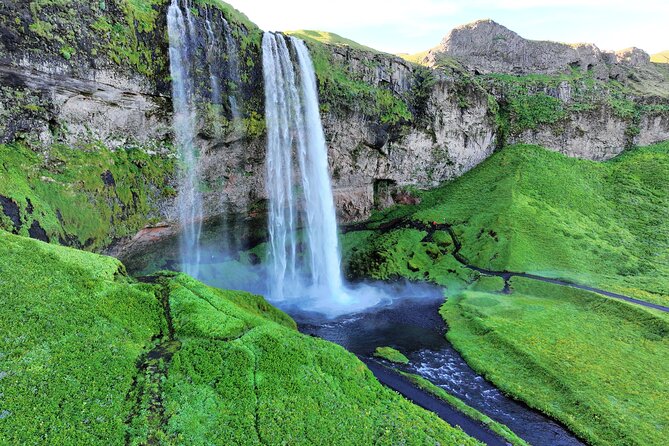 Private Classic South Coast Tour - Seljalandsfoss: Walking Behind a Waterfall Like It’s Part of the Set