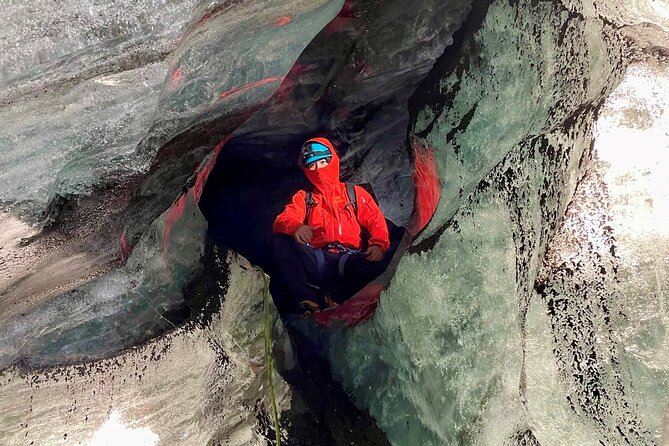 Private Extreme Encounter w/ ropes on Sólheimajökull Glacier - Practical tips to make your glacier day easier