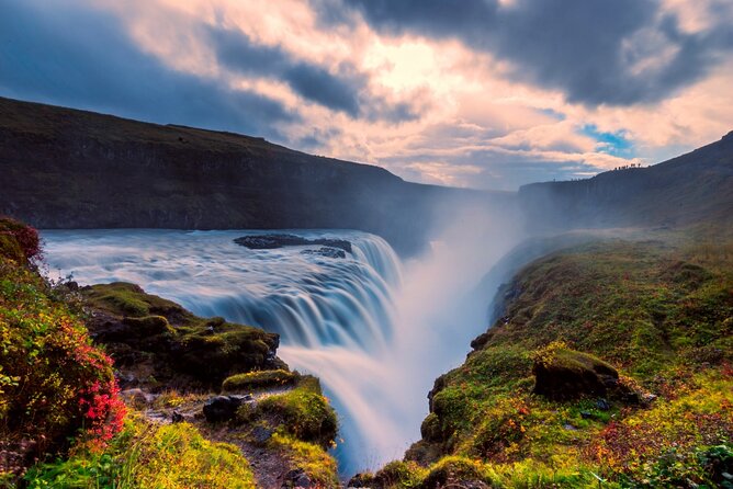 Private Golden Circle Tour by Luxury SUV from Reykjavik - What to wear and pack for a long Iceland day