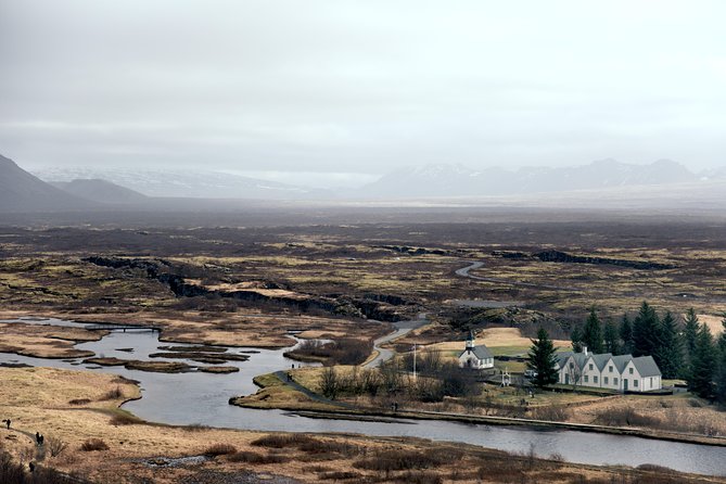 Private Golden Circle Tour Iceland | Day Tour - Stop 1, Þingvellir National Park: where tectonics and politics meet