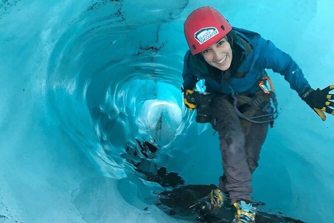 Private Guided Hike Experience on Sólheimajökull Glacier - Photo Stops and Ice Features You Might Not See on Your Own