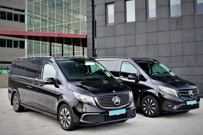 Private Keflavik Airport Transfer (One Way) - KEF pickup that turns airport chaos into a straight shot