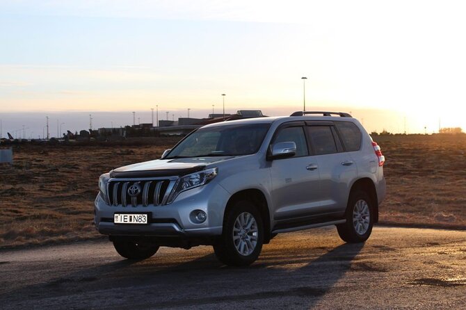 Private Keflavik Airport Transfer (Round trip) - Key things to know before you book