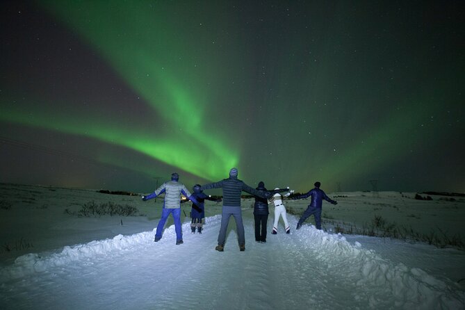 Private Northern Lights Tour - How the guide chooses your best viewing spot