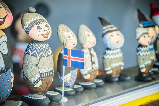 Private Reykjavik Shopping & Sightseeing Walking Tour - Best strategy: how to plan your departure time and your shopping list