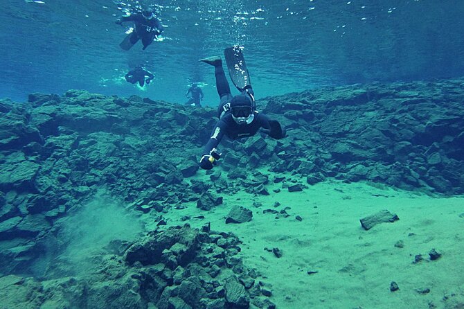 Private Silfra Snorkel Tour - Private guiding means less stress, but you still need to choose your comfort
