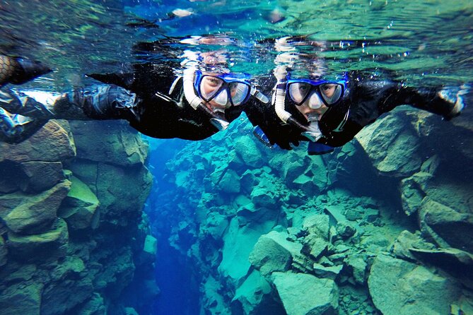 Private Silfra Snorkeling 6 p. group - Meet on Location - with Underwater Photos - Silfra Snorkeling: Why This Tectonic Rift Feels So Different