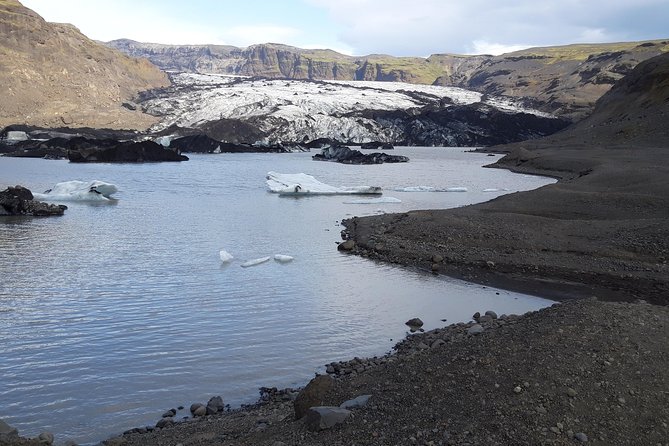 Private South Coast Tour from Reykjavik - Stop 4: Reynisfjara Black Sand, Basalt Pillars, and Sea Stack Drama