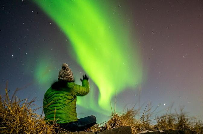 Private Super Jeep Northern lights hunt from Reykjavik - Why a super jeep hunt feels different from a bus tour