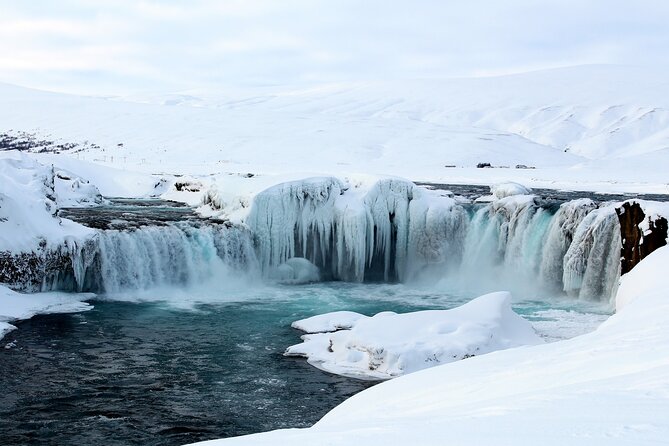 Private Tour from Akureyri of Goðafoss Waterfall of the Gods - Why Goðafoss Feels Like a Must-Stop