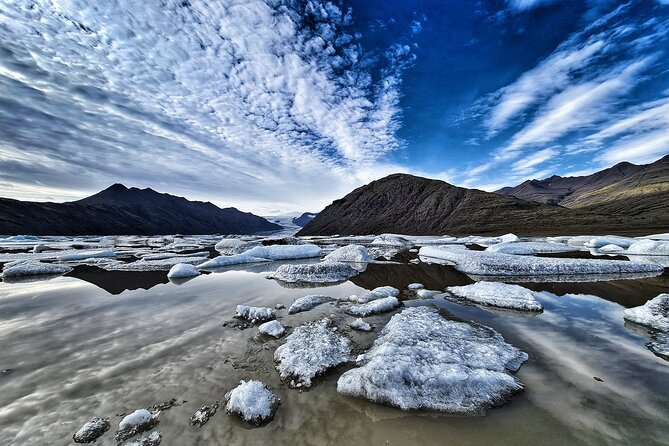 Private Tour Höfn: Jokulsárlón , Diamond Beach, Secret Glacier - How the Private Jeep Ride and Guide Commentary Changes the Day