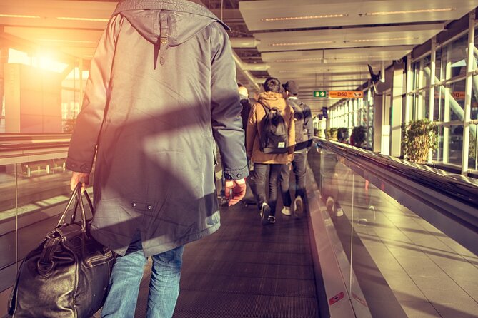 Private Transfer from Keflavik Airport - Skip the Shuttle - Choosing the Right Vehicle: Sedan vs Minivan