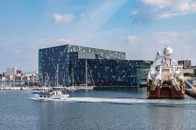 Private Transfer: Reykjavik Cruise Ports to hotels in Reykjavik - Price and value in Reykjavík cruise transfers, fixed cost and what you are really buying