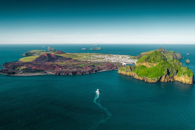 Puffin and Volcano Tour with Ebbi - Meeting at the harbour and getting your timing right