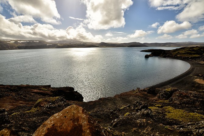 Reykjanes Geopark Small-Group Tour with Airport Transfer - The Bridge Between Continents: Mid-Atlantic Ridge in One Photo Moment