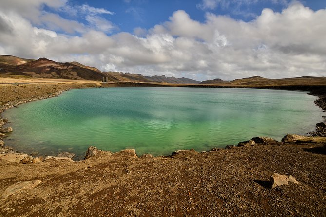 Reykjanes Geopark Small-Group Tour with Airport Transfer - Pickup, Minibus Size, and Drop-Offs That Fit Real Schedules