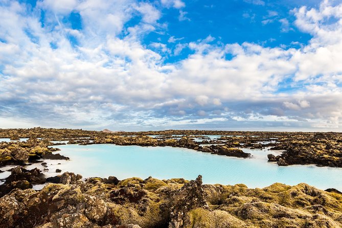 Reykjanes peninsula - Pickup, timing, and how the private format protects your attention