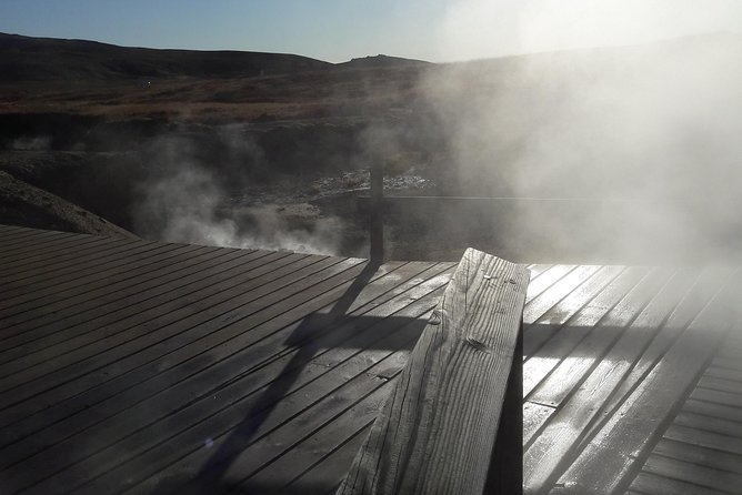 Reykjanes peninsula- Geopark and much more. Private tour - Grænavatn Lake, how the green water happens