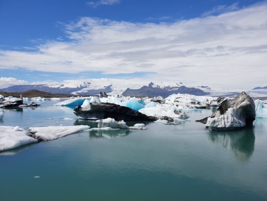 Reykjavík: 2-Day Tour with Icebergs, Glaciers & Waterfalls - Key highlights at a glance