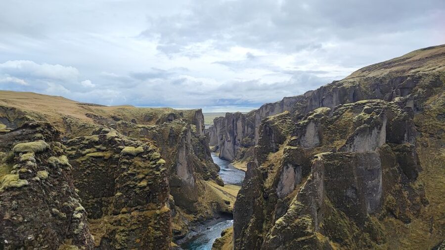 Reykjavík: 2-Day Tour with Icebergs, Glaciers & Waterfalls - Two days of south-coast power, from Seljalandsfoss to Jökulsárlón