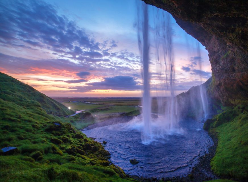 Reykjavík: 2-Day Tour with Icebergs, Glaciers & Waterfalls - What can change with Iceland weather, and how to plan your mindset