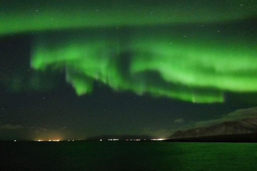 Reykjavik: 2-Hour Northern Lights by Boat with Backup Plan - Key highlights worth packing for
