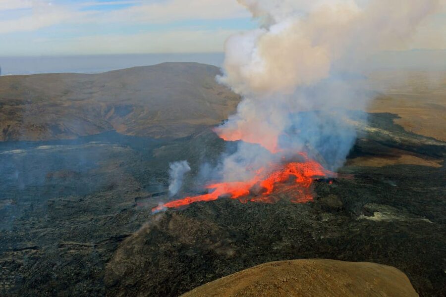 Reykjavik: 45-Minute Volcano Sightseeing Helicopter Tour - Who Should Book This Helicopter Tour (and Who Might Skip)