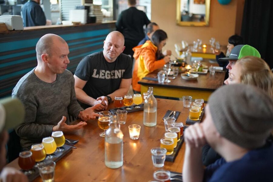 Reykjavik: Beer and Booze Tour - How your guide changes the whole experience