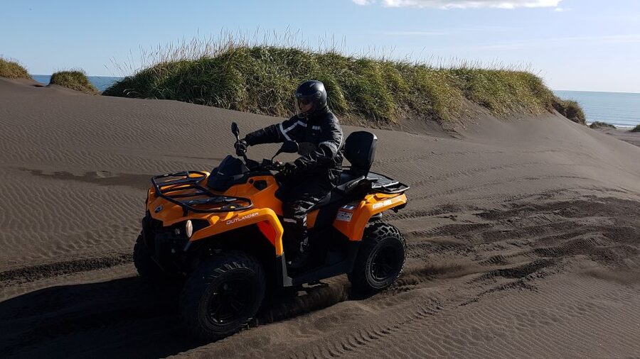 Reykjavík: Black Sand Beach 2-Hour ATV Adventure - Ending at Ölfusá River: Warm Drink, Real Contrast