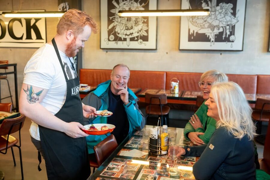 Reykjavik: Christmas Food Tour with Tastings and Drinks - The tastings: smoked lamb, leaf bread, and the classics of the season