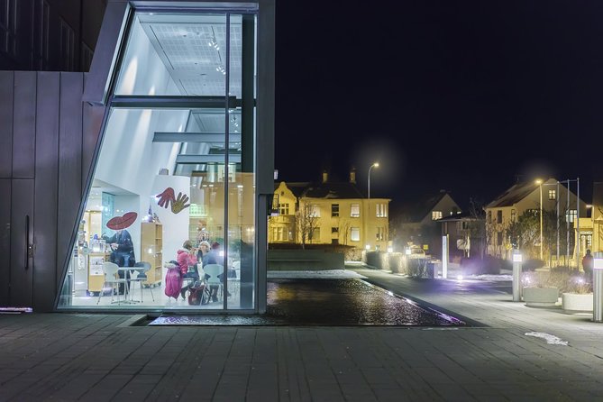 Reykjavik City Card 24-hour - Photography, modern art, and sculptors: where the card feels most personal