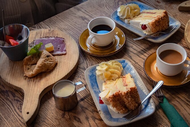 Reykjavik Food Walk - Local Foodie Adventure in Iceland - Guide Energy: Why People Name Their Tour Leader