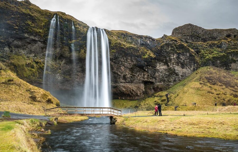 Reykjavik: Glacier Hike & South Coast Day Tour - Key highlights to care about