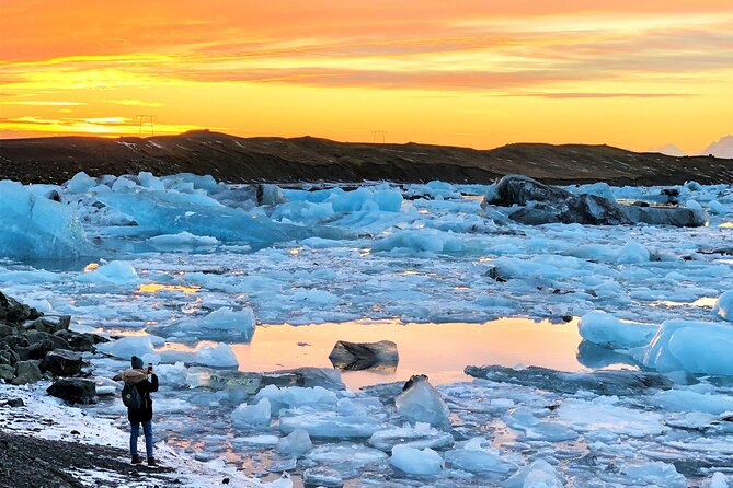 Reykjavik: Glacier Lagoon, Diamond Beach & South Coast Day Tour - Diamond Beach and Vik: When ice meets black sand