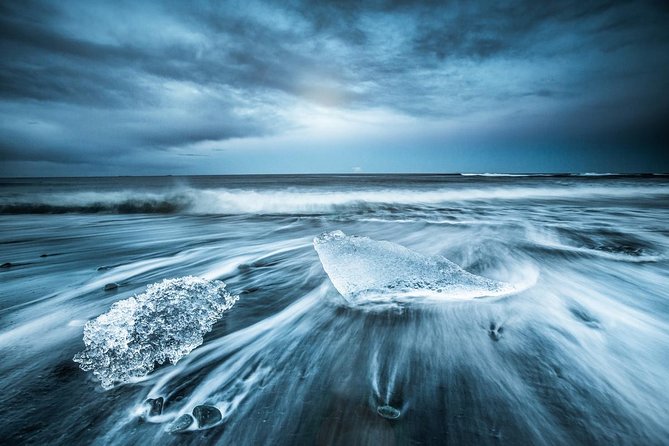 Reykjavik: Glacier Lagoon, Diamond Beach & South Coast Day Tour - Food, restrooms, and staying sane on a long bus day